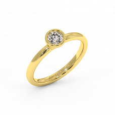 18K Gold Diamond Solitaire Ring