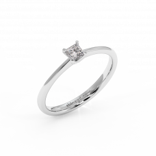 18K Gold Diamond Solitaire Ring