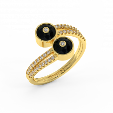 18K Gold Black & White Diamond Ring